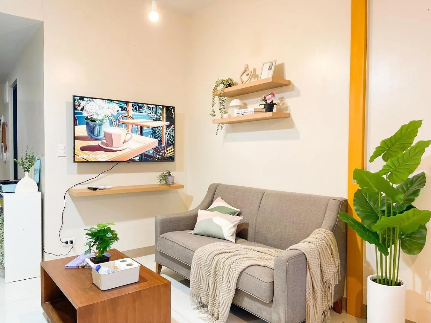 Holiday home Prime Bgc Condo: Uptown Mall & Hyatt #Ournw21N Manila Philippines